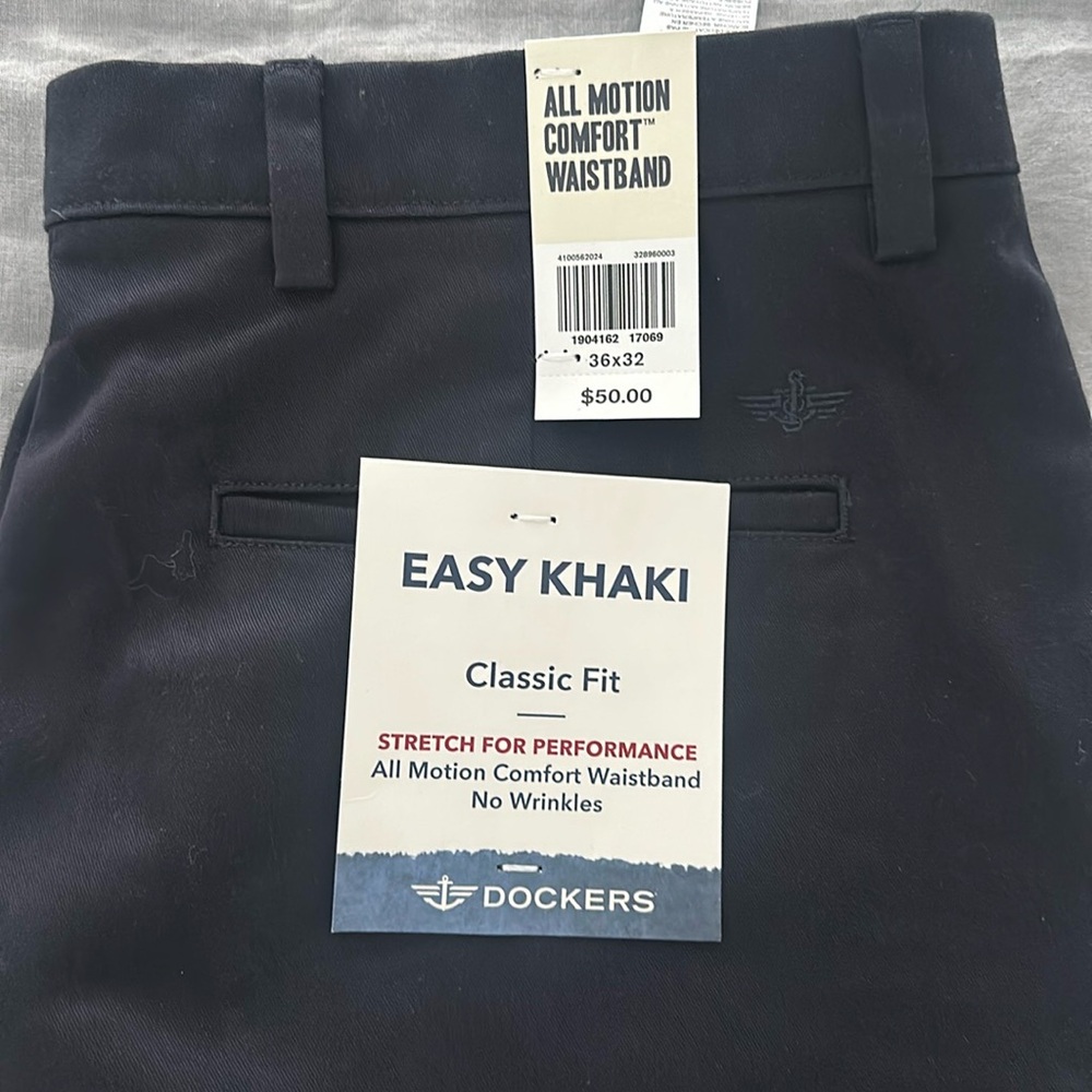 New dockers easy khaki size 36x32 blue